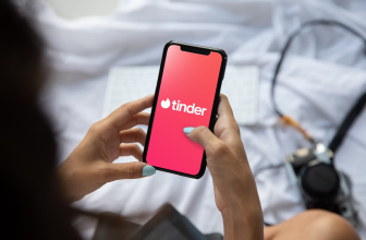 Tinder is testing height preferences