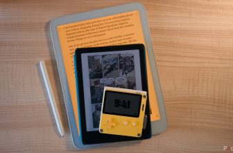 4 reasons I prefer gadgets with oddball screens