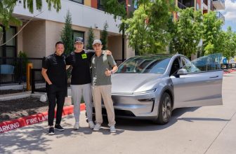 Tesla shows off its first fully autonomous delivery to convince us its self-driving cars work