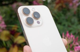 Apple says 82% of compatible iPhones are on iOS 18