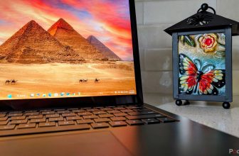 I use this Windows 11 app to make my PC taskbar transparent