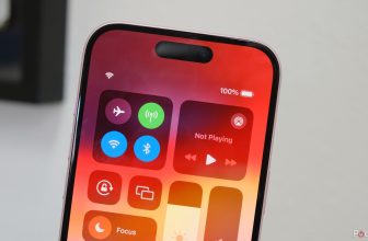 How I keep my phone protected against stingrays (not that kind)