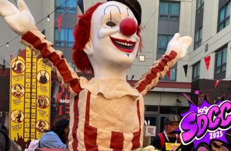 A Creepy Corn Maze Awaits at the ‘Clown in a Cornfield’ Activation