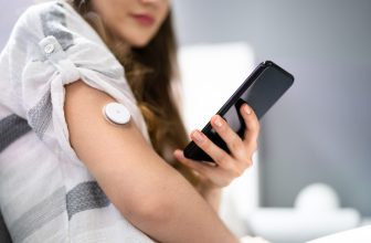 Do You Really Need to Monitor Your Glucose Levels? A Guide to CGMs for Non-Diabetics